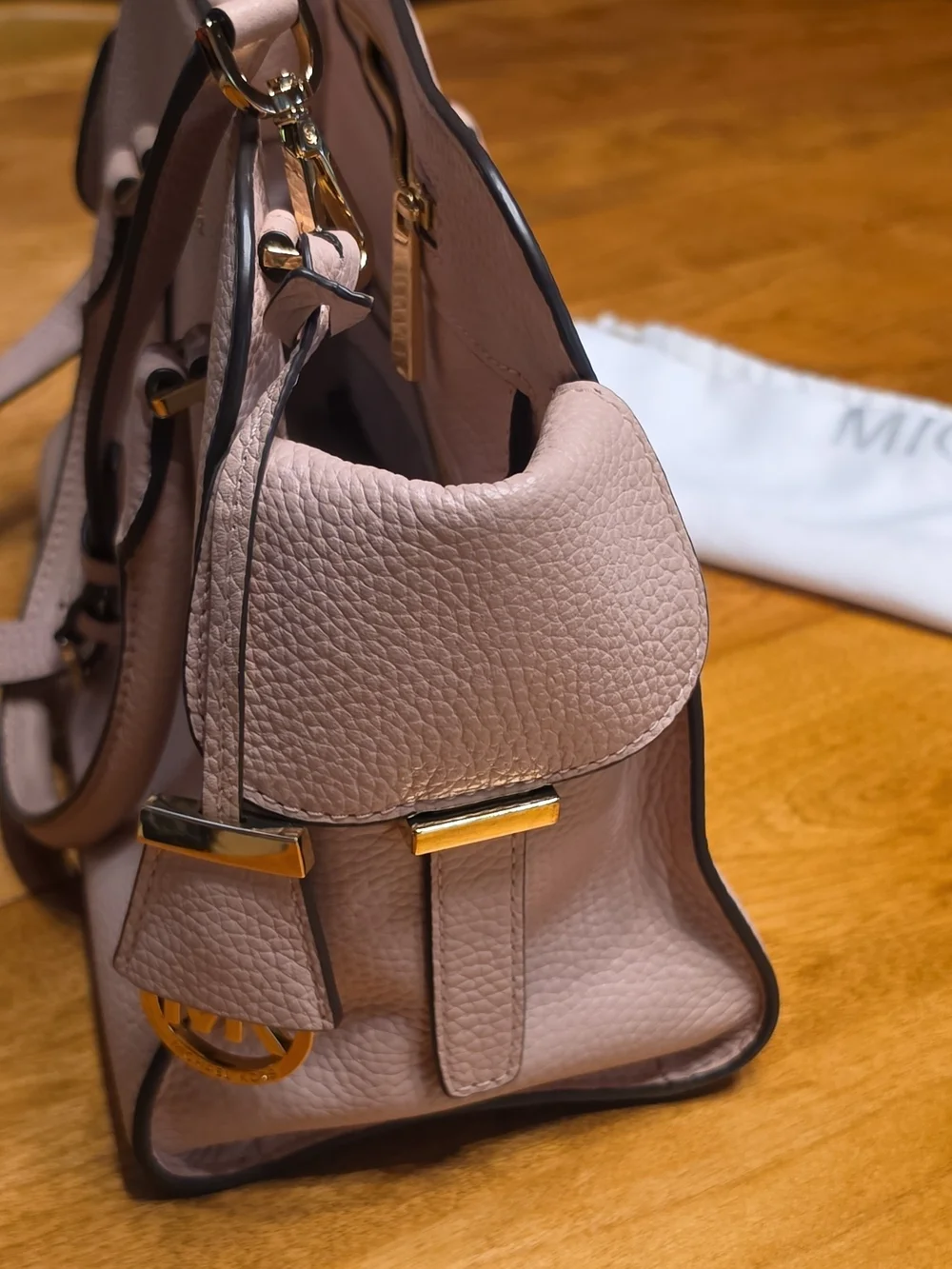 Michael Kors Pebbled Satchel in Blush Pink with Gold Hardware And Dust Bag